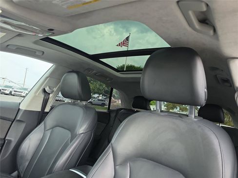 Used 2020 Audi Q8 Prestige w/ Prestige Package AWD/4WD image 23