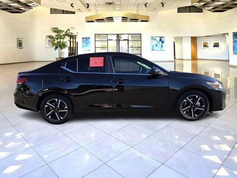 Certified 2024 Nissan Sentra SV image 4