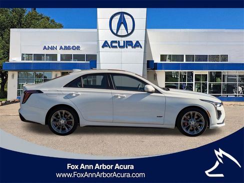 Used 2020 Cadillac CT4 V w/ Climate Package image 6