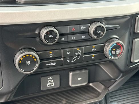 New 2026 Ford F550 4x4 Crew Cab image 15