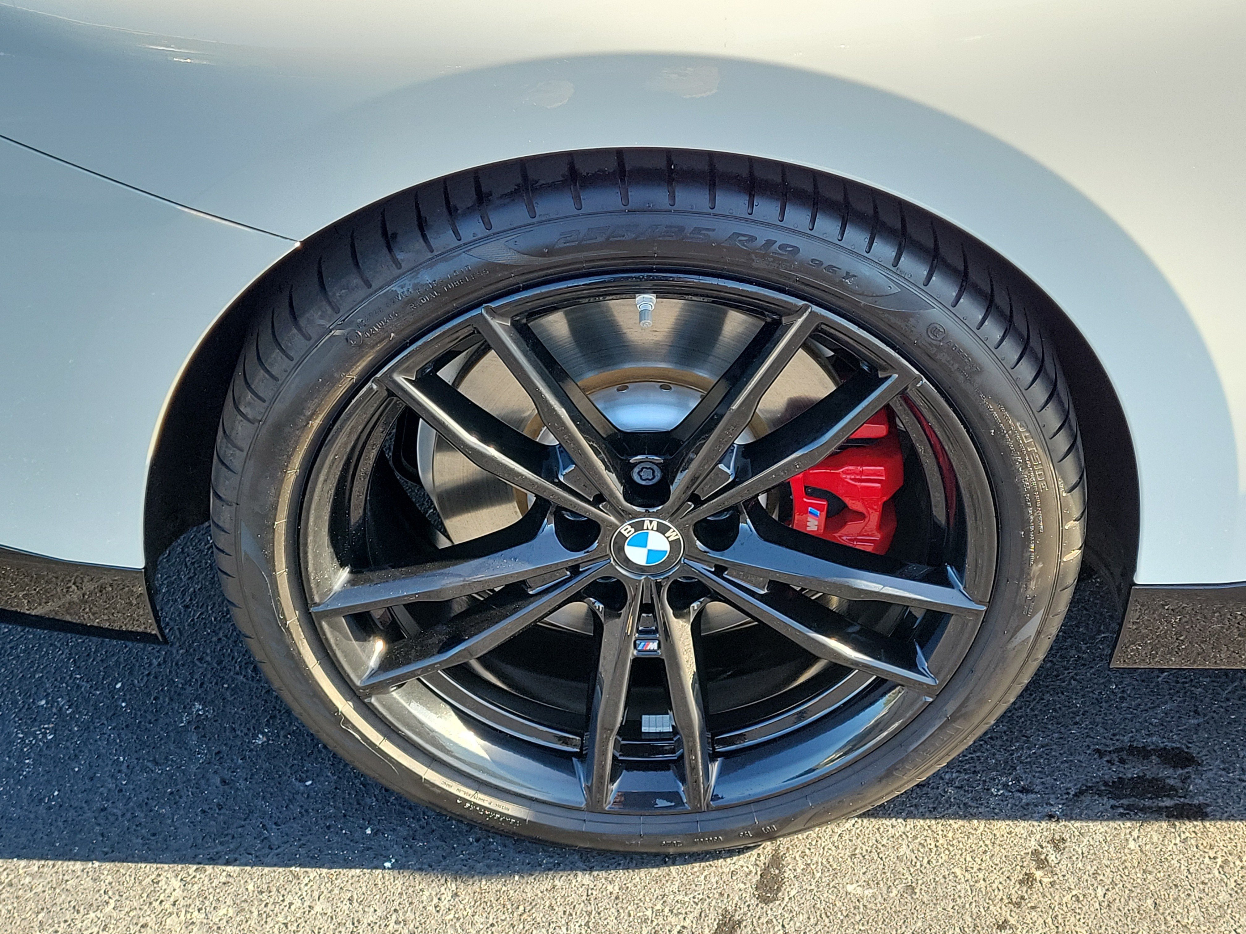 Used 2024 BMW 230i Coupe w/ Premium Package RWD image 5