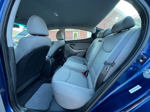 Used 2013 Hyundai Elantra GLS w/ Preferred Pkg image 13