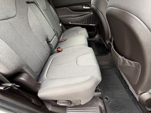 Used 2019 Hyundai Santa Fe SEL FWD image 11