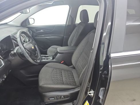 Used 2024 Chevrolet Equinox LT FWD image 2