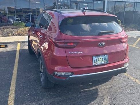 Used 2022 Kia Sportage EX w/ EX Technology Package image 3