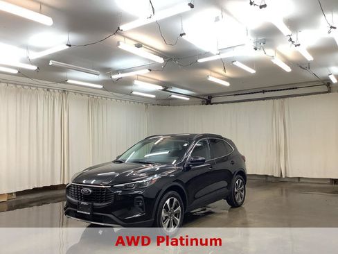 Used 2025 Ford Escape Platinum AWD/4WD image 1