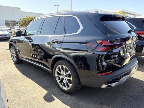 Used 2024 BMW X5 sDrive40i w/ Premium Package RWD image 5