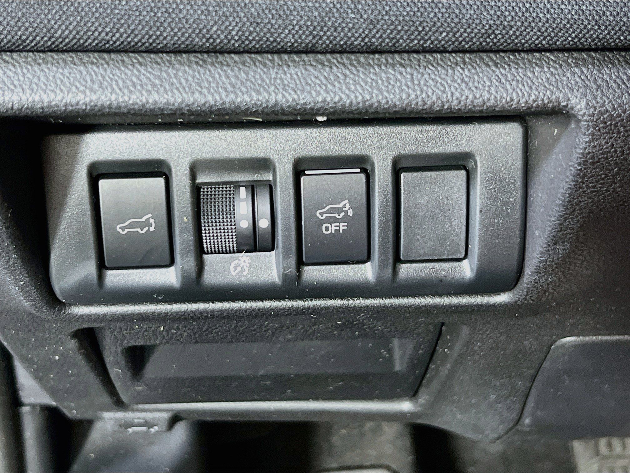 Used 2023 Subaru Outback Premium AWD/4WD image 10