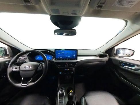 Used 2024 Ford Escape Platinum AWD/4WD image 44