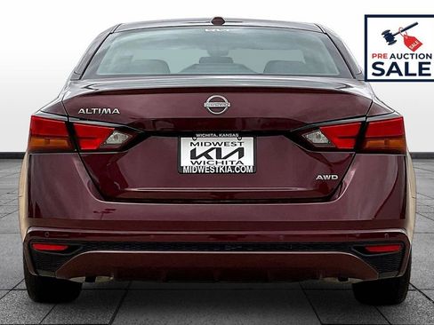 Used 2025 Nissan Altima 2.5 SV AWD/4WD image 4