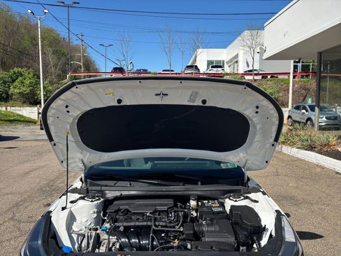 Used 2025 Kia K4 LXS image 32