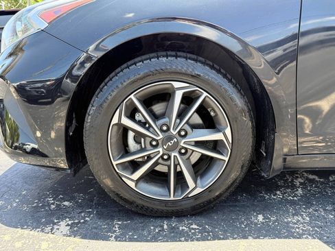 Used 2022 Kia Forte LXS FWD image 30