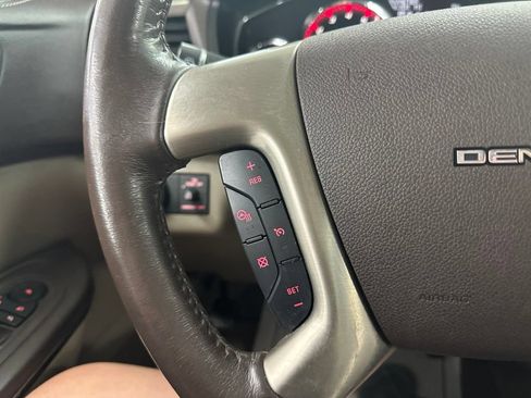 Used 2015 GMC Acadia Denali AWD/4WD image 42