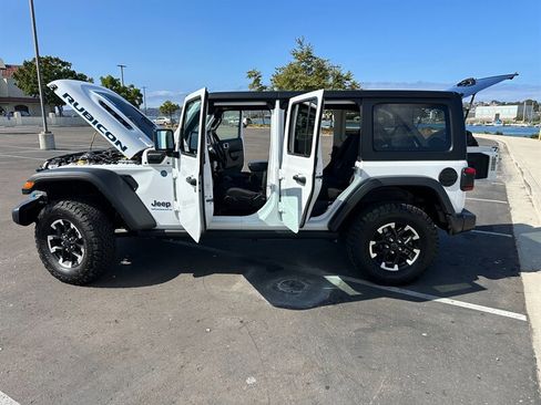 Used 2024 Jeep Wrangler Unlimited Rubicon 4xe image 20