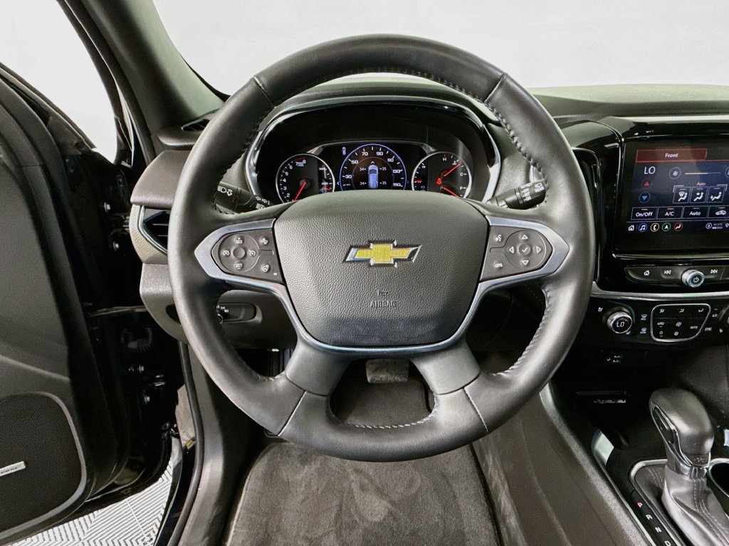 Used 2022 Chevrolet Traverse Premier w/ LPO, Cargo Package FWD image 11