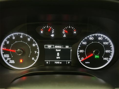 Used 2017 GMC Acadia SLE image 24