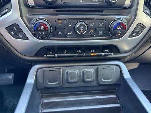 Used 2017 GMC Sierra 1500 SLT AWD/4WD image 38