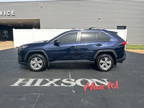 Used 2025 Toyota RAV4 XLE w/ Convenience Package FWD image 2