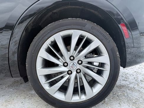 Used 2025 Buick Envision Avenir image 15