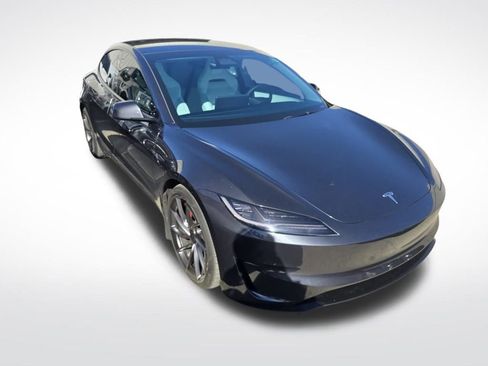 Used 2024 Tesla Model 3 Performance image 4