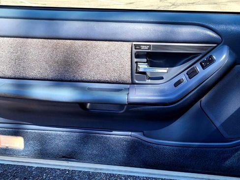 Used 1993 Ford Thunderbird Super image 14