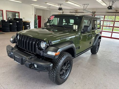 Used 2021 Jeep Wrangler Unlimited Sport AWD/4WD image 3