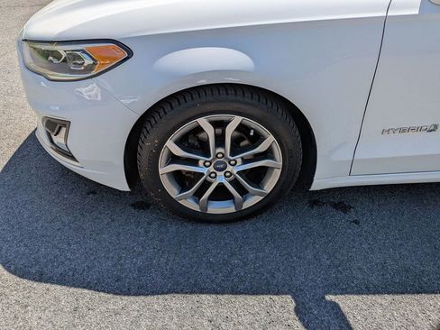 Used 2019 Ford Fusion Titanium FWD image 25