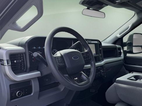 Used 2025 Ford F250 XL w/ STX Appearance Package image 15