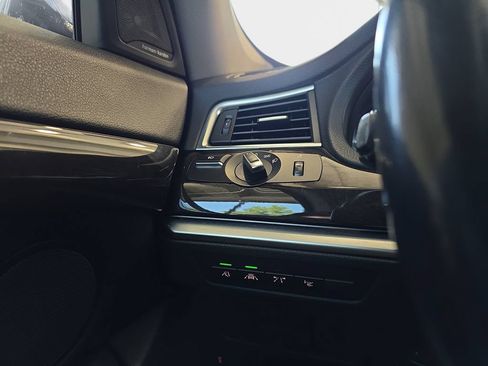 Used 2016 BMW 550i Gran Turismo xDrive AWD/4WD image 29
