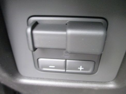 New 2026 GMC Canyon AT4X image 16