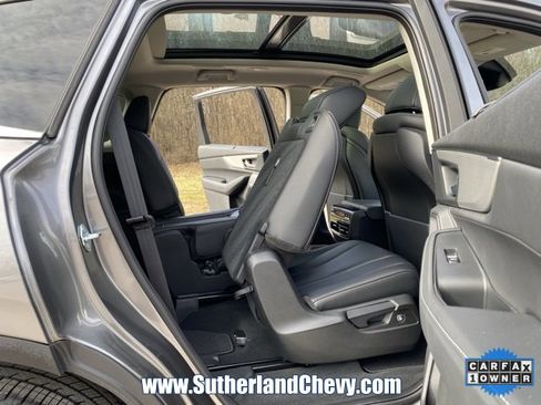 Used 2025 Acura MDX w/ Technology Package image 38