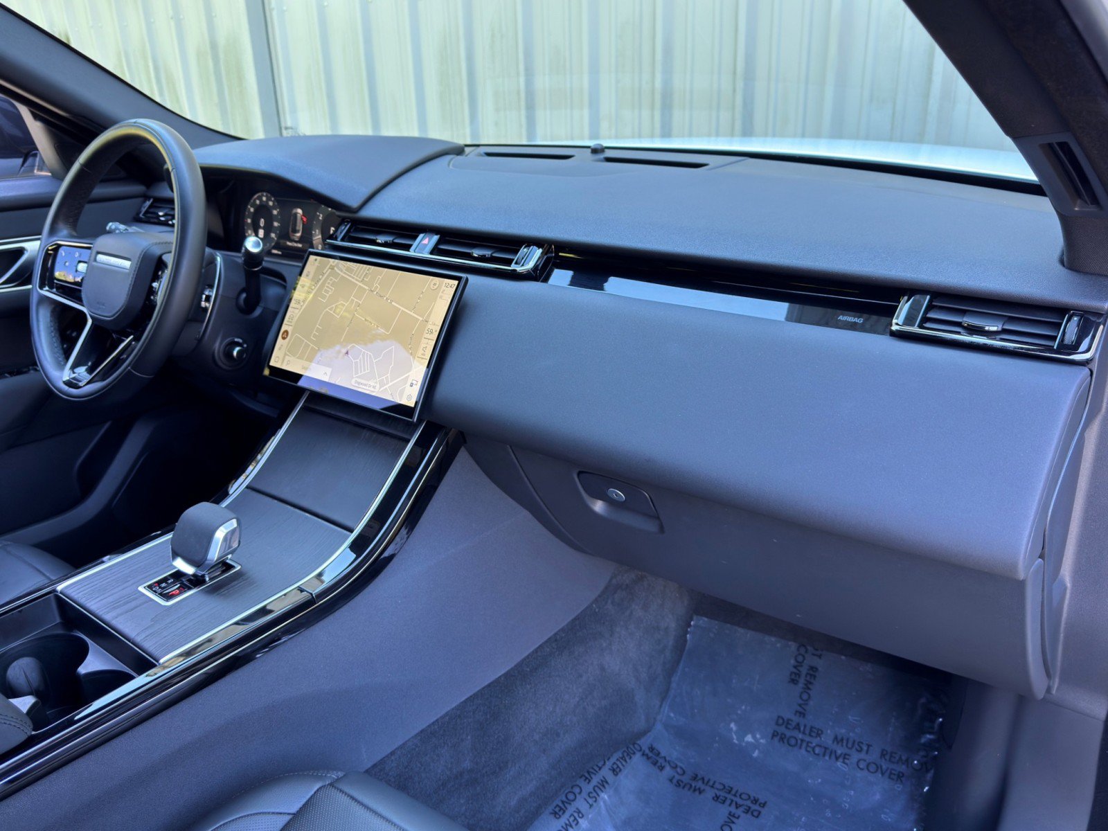 Used 2024 Land Rover Range Rover Velar Dynamic SE AWD/4WD image 15
