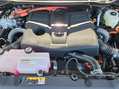 New 2026 Toyota Tundra Limited w/ Limited PVM Package AWD/4WD image 27