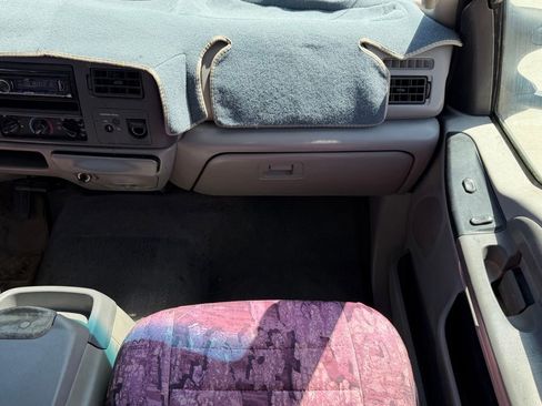 Used 2000 Ford F250 XLT AWD/4WD image 10