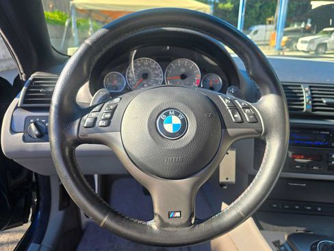 Used 2006 BMW M3 Convertible RWD image 21