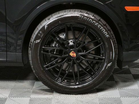 New 2026 Porsche Cayenne AWD/4WD image 40