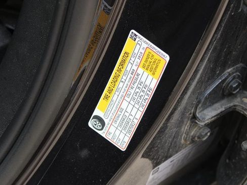 Certified 2023 Chevrolet Silverado 1500 RST w/ Z71 Off-Road Package image 29