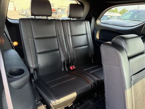Used 2024 Dodge Durango GT AWD/4WD image 15