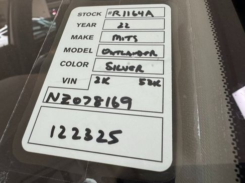 Used 2022 Mitsubishi Outlander SEL image 29