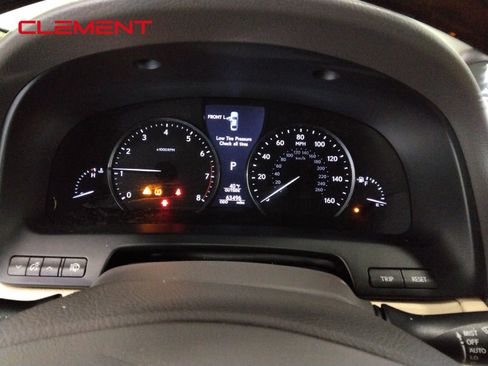 Used 2017 Lexus LS 460 w/ Comfort Package image 18