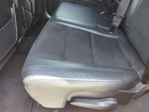 Used 2022 Jeep Grand Cherokee Laredo X RWD image 25