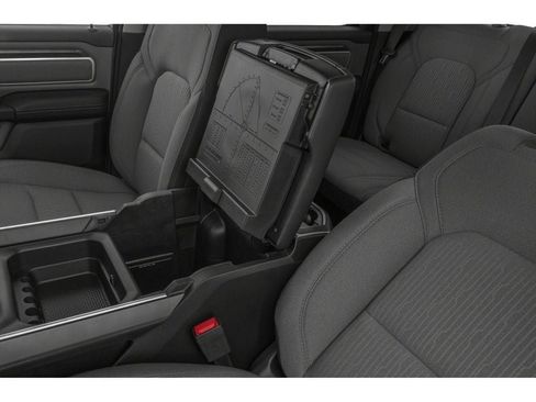 Used 2021 RAM 1500 Big Horn AWD/4WD image 9