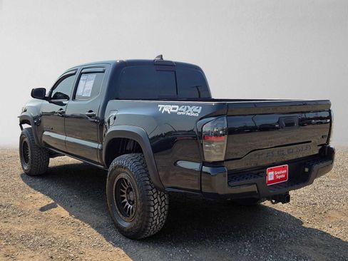 Used 2022 Toyota Tacoma TRD Off-Road w/ Technology Package AWD/4WD image 6