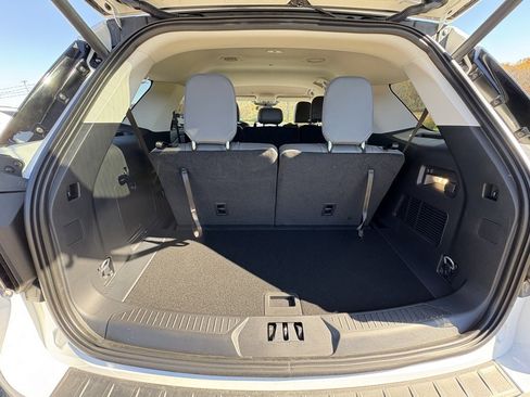 New 2026 Ford Explorer Active w/ Active Comfort Package image 19