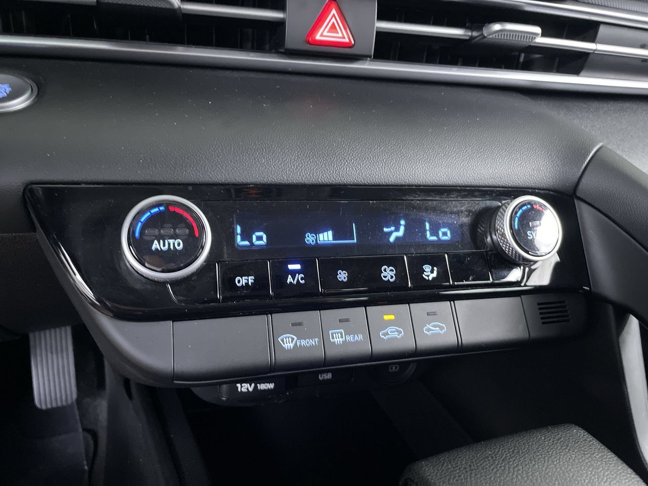 Used 2021 Hyundai Elantra SEL FWD image 16