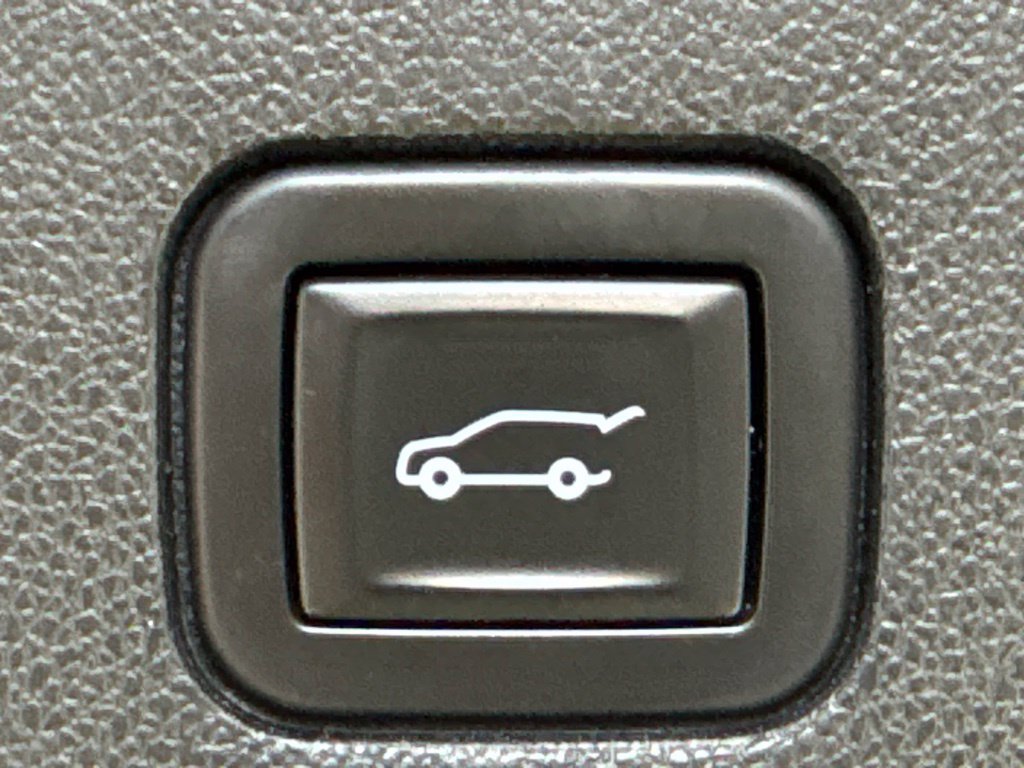 Used 2021 Cadillac XT6 Luxury w/ LPO, Floor Liner Package AWD/4WD image 29