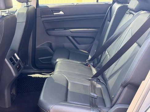 Used 2020 Volkswagen Atlas SEL FWD image 11