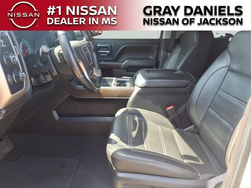 Used 2018 GMC Sierra 1500 Denali w/ Denali Ultimate Package AWD/4WD image 24