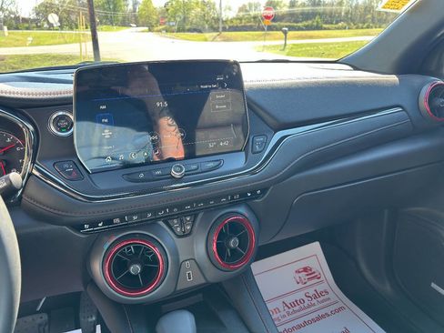 Used 2025 Chevrolet Blazer RS w/ Driver Confidence II Package image 11