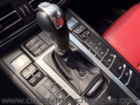 Used 2021 Porsche Macan S AWD/4WD image 22